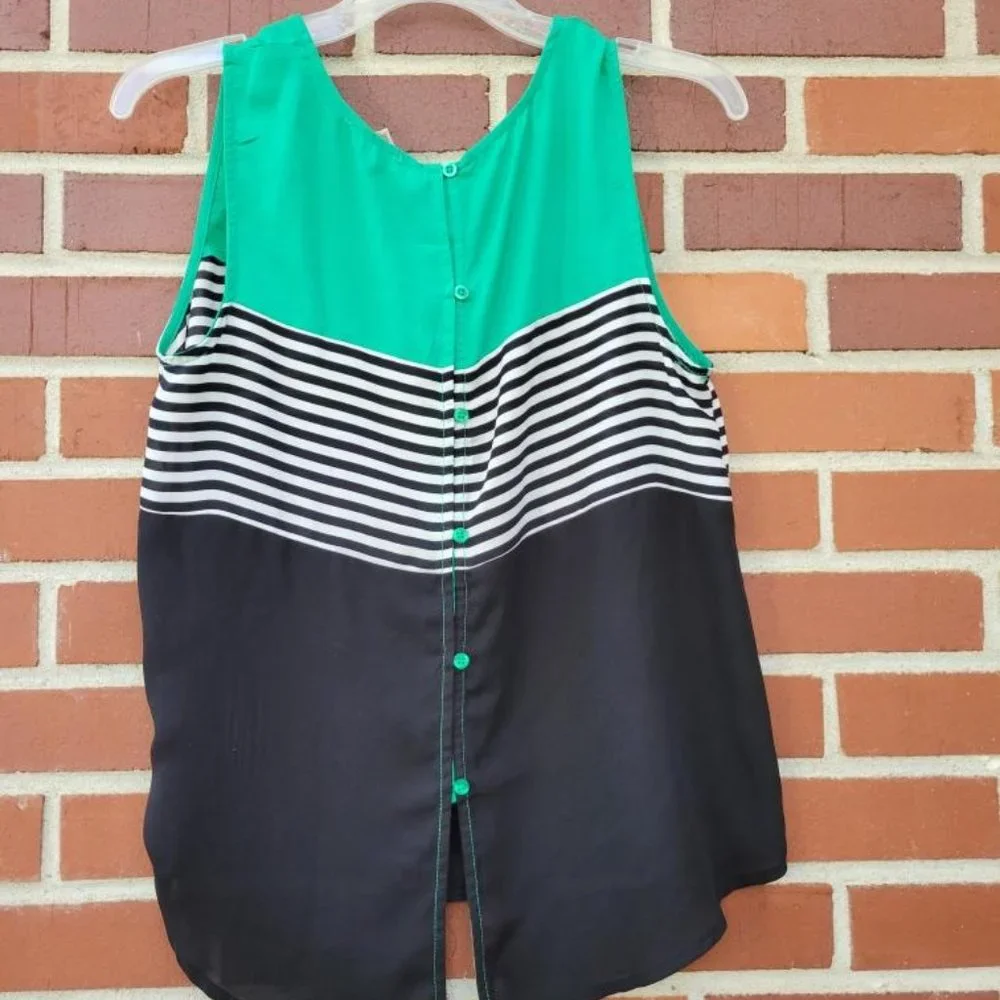 E & M - Black and Kelly Green Tank - Size M - Picture 2 of 4